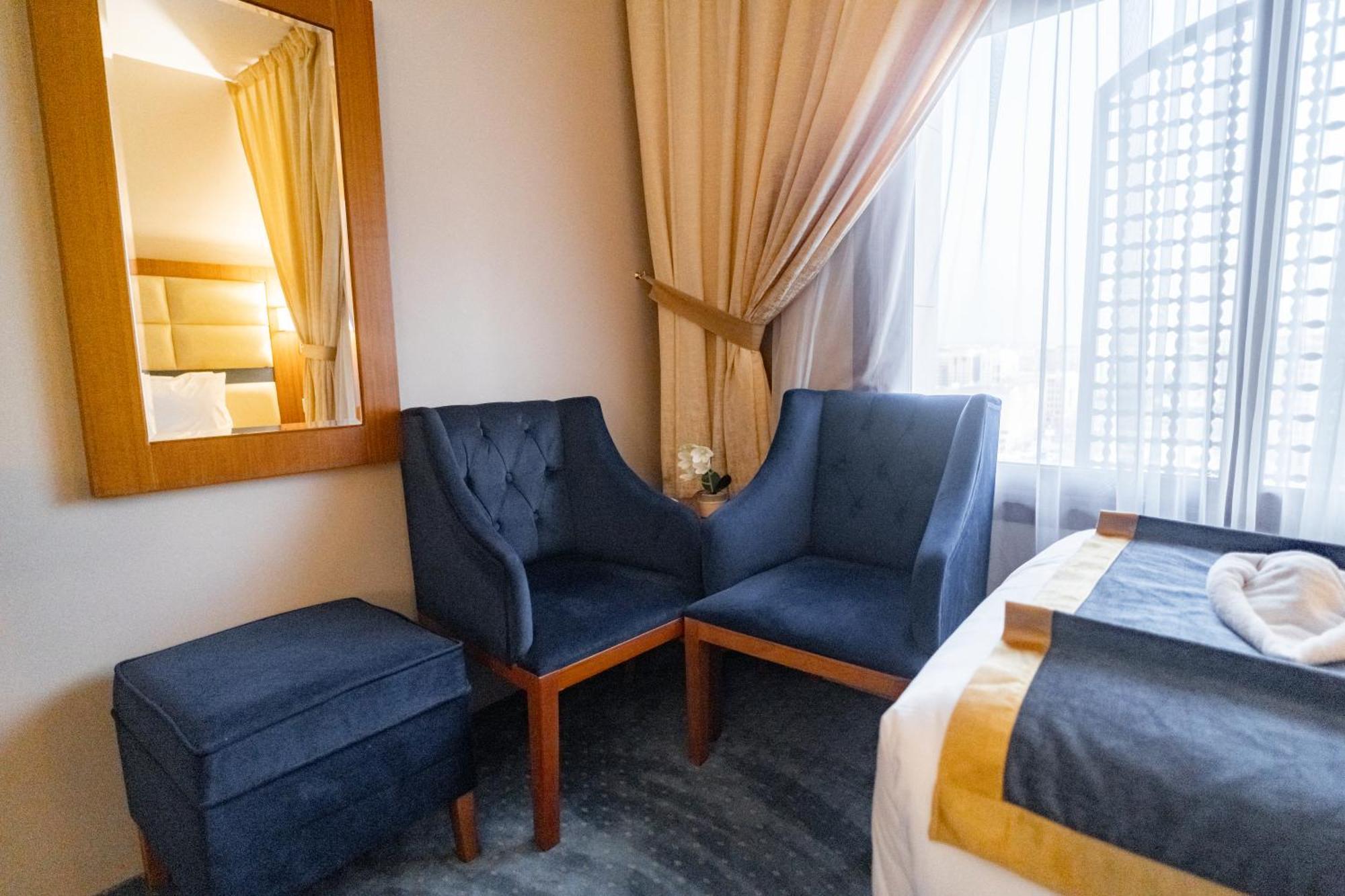 होटल Emaar Elite Al Madina Hotel 3*